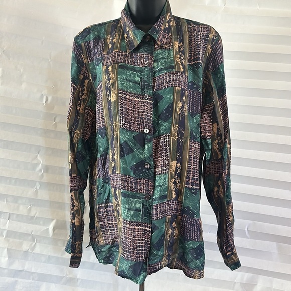 Stunt Women’s Long Sleeve Dress Blouse 100% Silk Size Medium Elegant Top - Picture 1 of 3